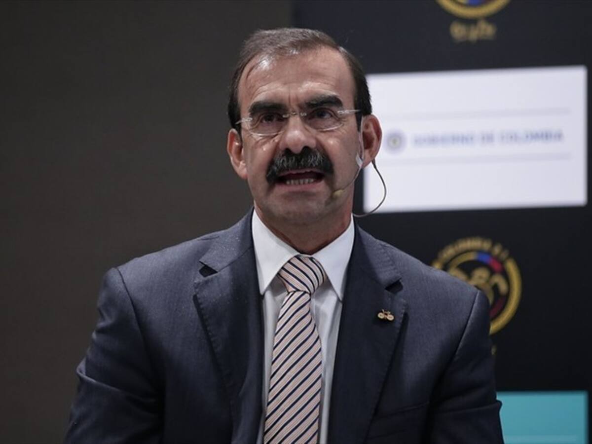 Archivan proceso disciplinario contra el general (r) Palomino por 'comunidad del anillo'