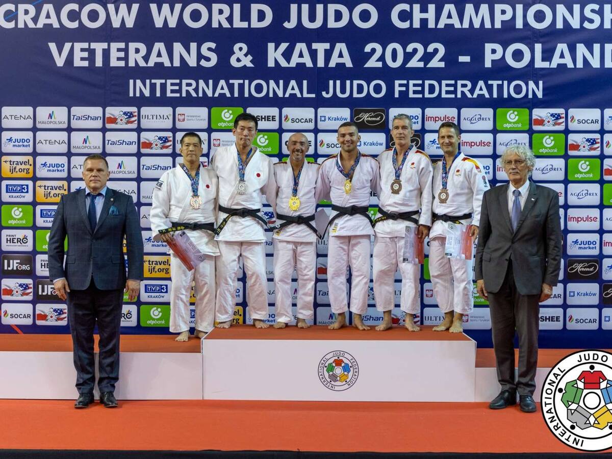 Miguel Bermúdez y Glatenferd Escobar, primer oro de Colombia en el Mundial de Katas