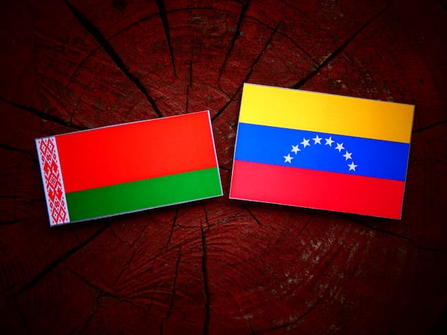 Banderas de Bielorrusia y Venezuela, imagen de referencia - Getty Images