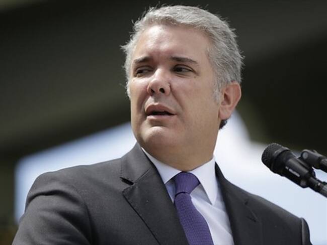 Duque sancionó ley que prohíbe el uso del asbesto en Colombia . Foto: Colprensa