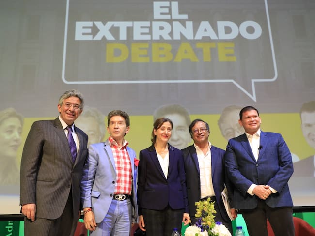 Candidatos a la Presidencia en el debate de la Universidad Externado. Foto: Universidad Externado