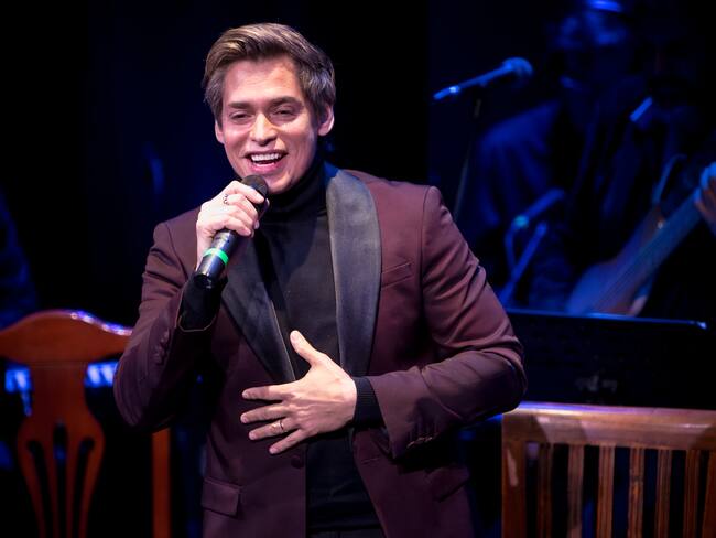 Carlos Baute estrena “Ni la mitad”, una canción inspirada en la historia de un fan