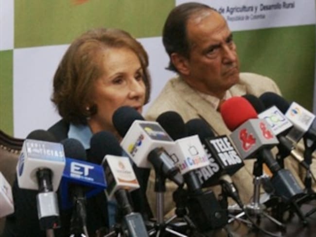 Abren investigación a funcionarios del Incoder por robo de tierras