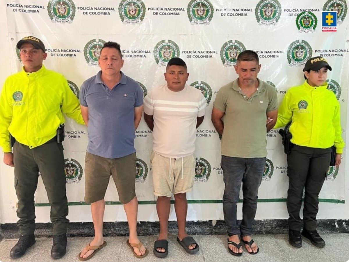 Autoridades capturan a seis presuntos integrantes de Comandos Frontera