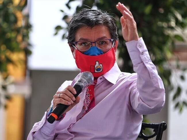 Claudia López, aseguró que las bandas delincuenciales colombianas y venezolanas están reclutando migrantes indocumentados. Foto: Colprensa