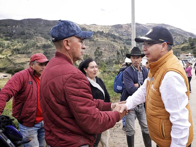 William Camargo, ministro de Transporte (derecha). Foto: Suministrada.
