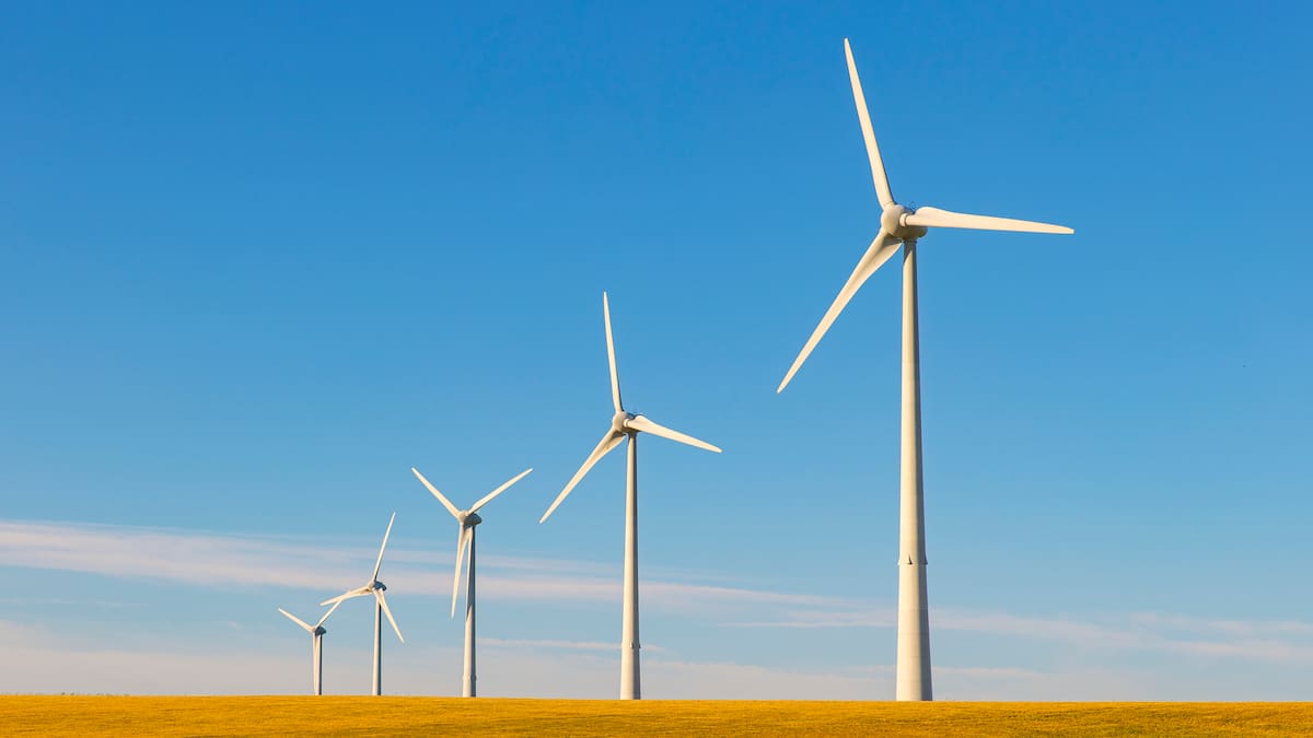 Listo convenio para iniciar proceso competitivo de energía eólica costa afuera en el país