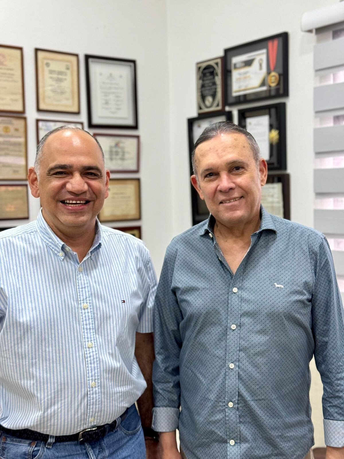 Carlos Pinedo, alcalde de Santa Marta y Efraín Cepeda actual presidente del Congreso de la República/ Alcaldía de Santa Marta