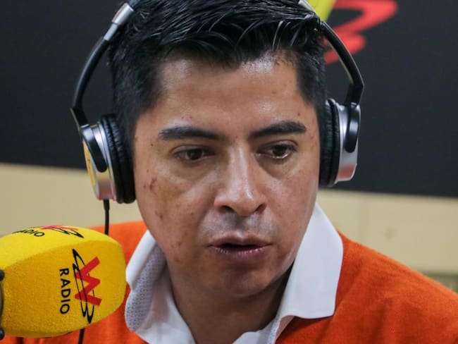 “Me voy con Fajardo, creo que con él vamos a lograr una transición más estable”: Ariel Ávila. Foto: Redacción W Radio.
