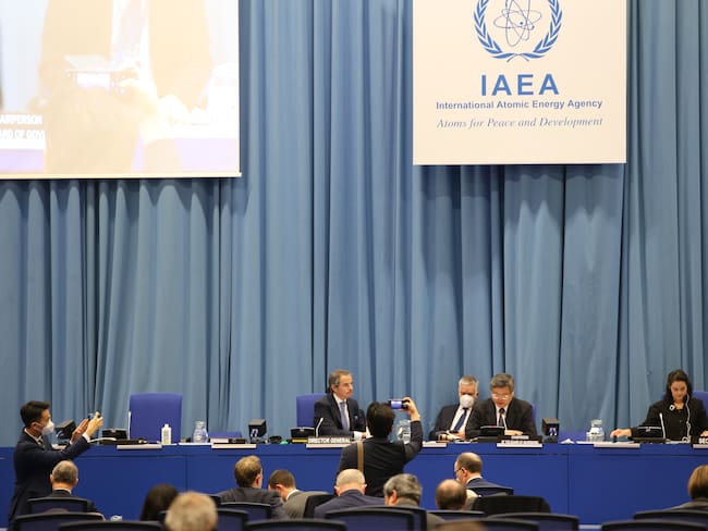 OIEA advierte que retiro de cámaras puede acabar con la negociación con Irán