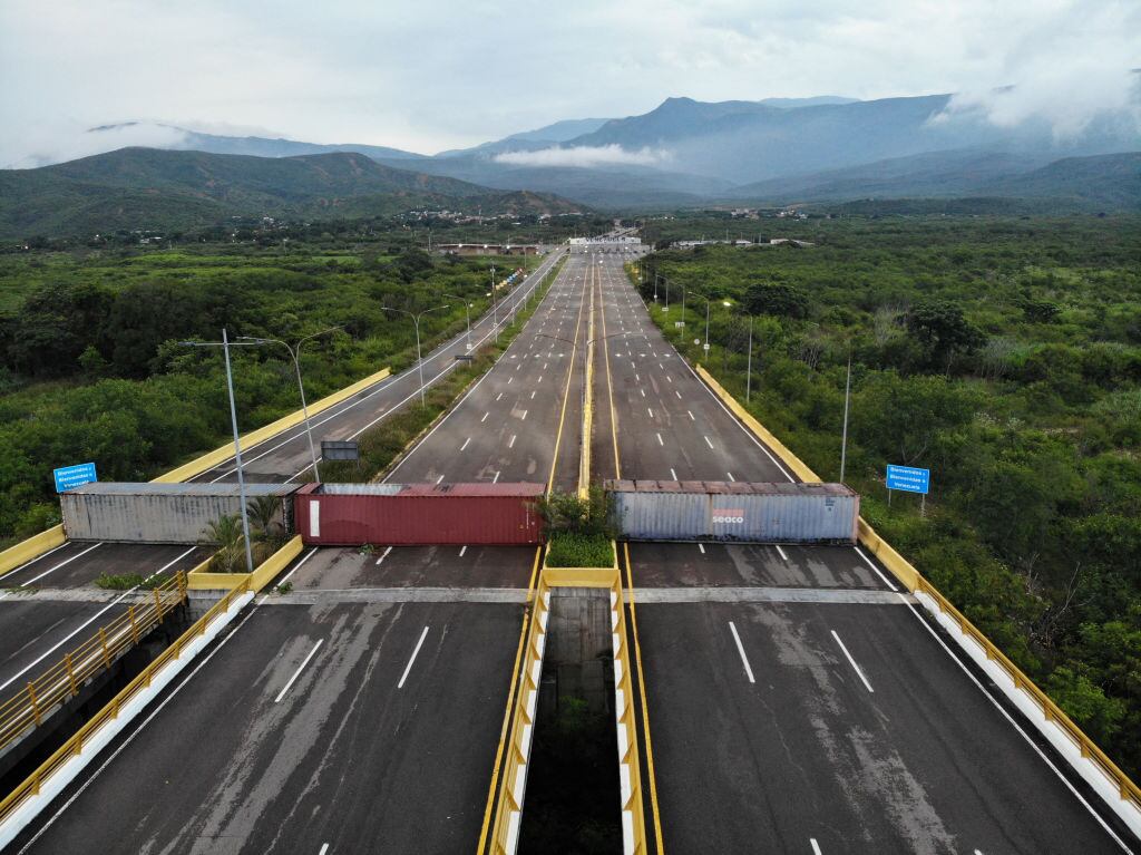 Venezuela mantendrá cerrada la frontera con Colombia hasta el 13 de enero