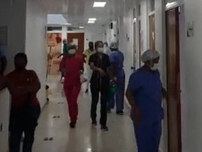 Inundación en hospital de San Andrés. Foto: Pantallazo Video