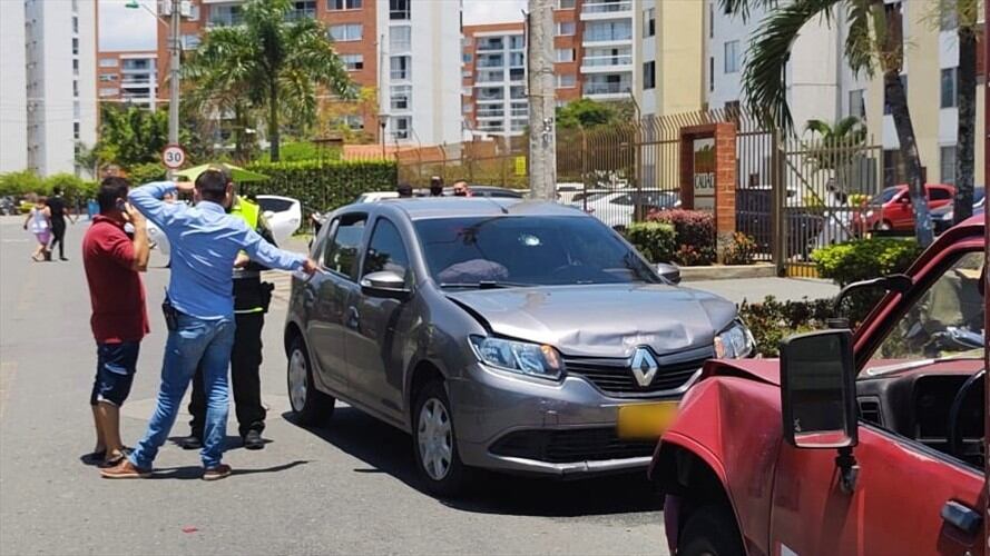 Las autoridades iniciaron la investigación para determinar los móviles del hecho. Foto: Cortesía