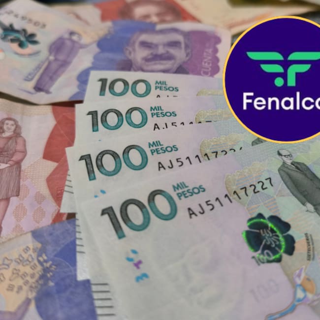 Dinero colombiano y al lado el logo de FENALCO (Fotos vía Getty Images y redes sociales deFENALCO)