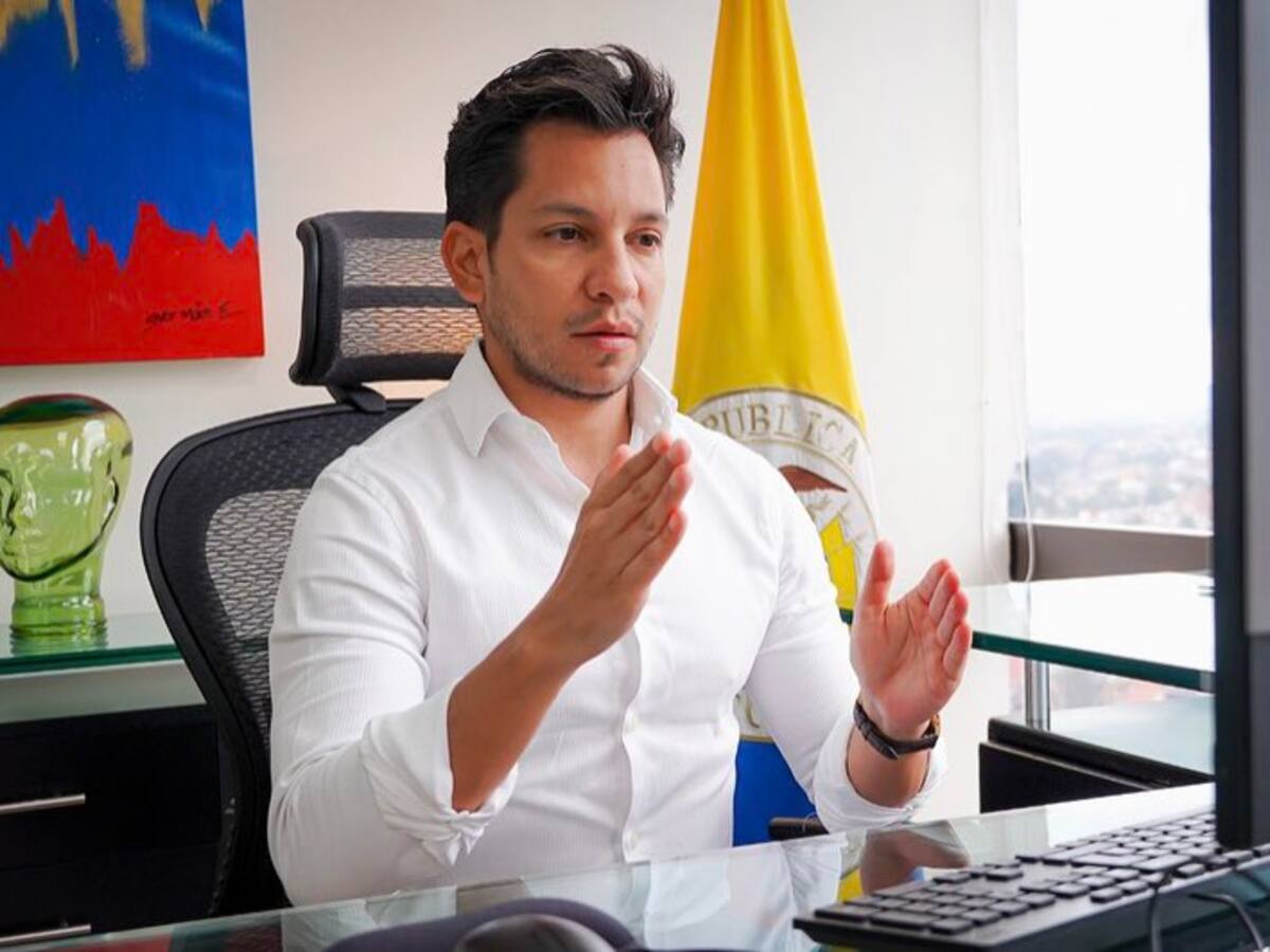 Ex viceministro de Salud controvierte anuncios de Carolina Corcho