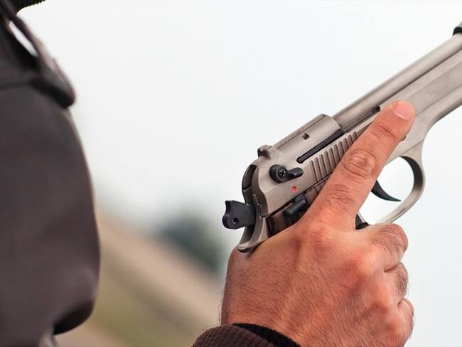 Al parecer, dos sujetos lo interceptaron y lo obligaron a descender de la motocicleta en la que se movilizaba y posteriormente le dispararon. Foto: Getty Images