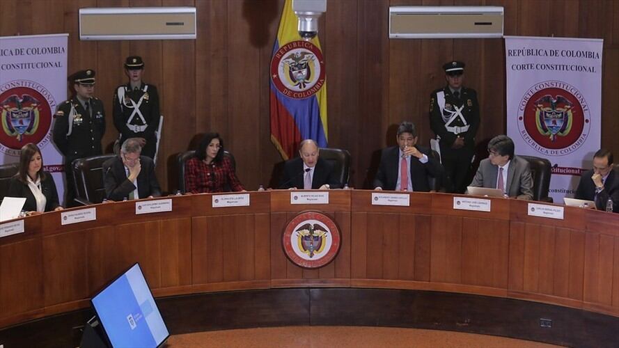 La Corte Constitucional reiteró que todas las personas tienen derecho de acceder a los tratamientos, medicamentos e intervenciones implícitamente incluidos en el PBS.. Foto: Colprensa