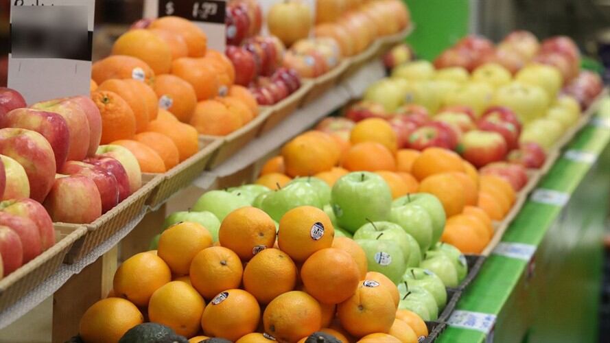 Un proveedor de Cencosud denunció en W Radio que los supermercados Jumbo no pagan a tiempo los pedidos que hacen y que les aplican descuentos en los mismos. Foto: Getty Images