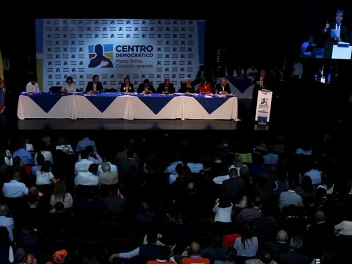 Impuesto al patrimonio por 10 años: la idea que se discute en el Centro Democrático