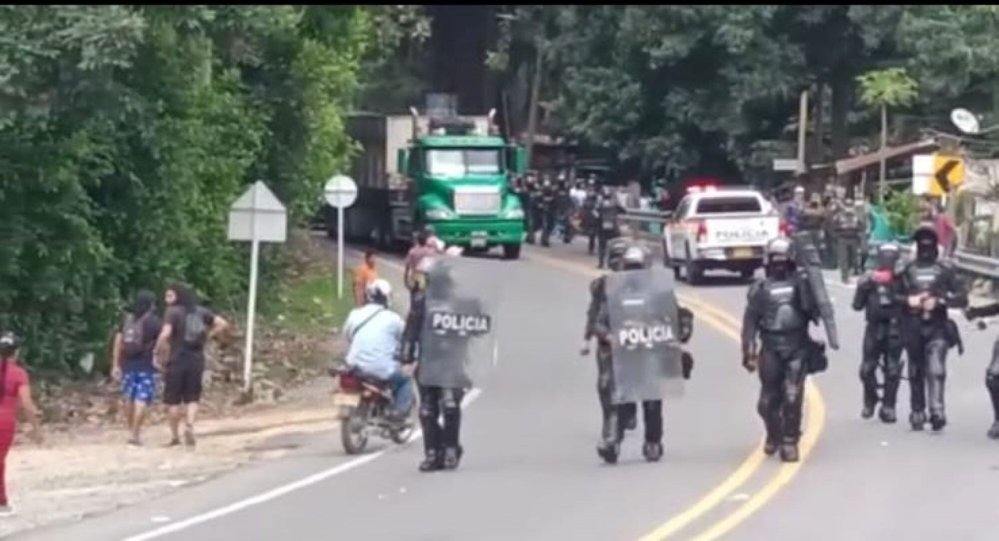Protesta en Guachaca/ Heiner Escobar.