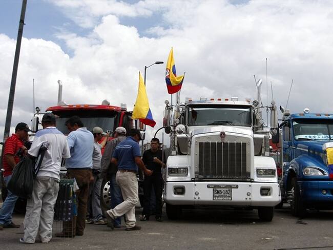 Paro camionero continúa en todo el país. Foto: Colprensa.