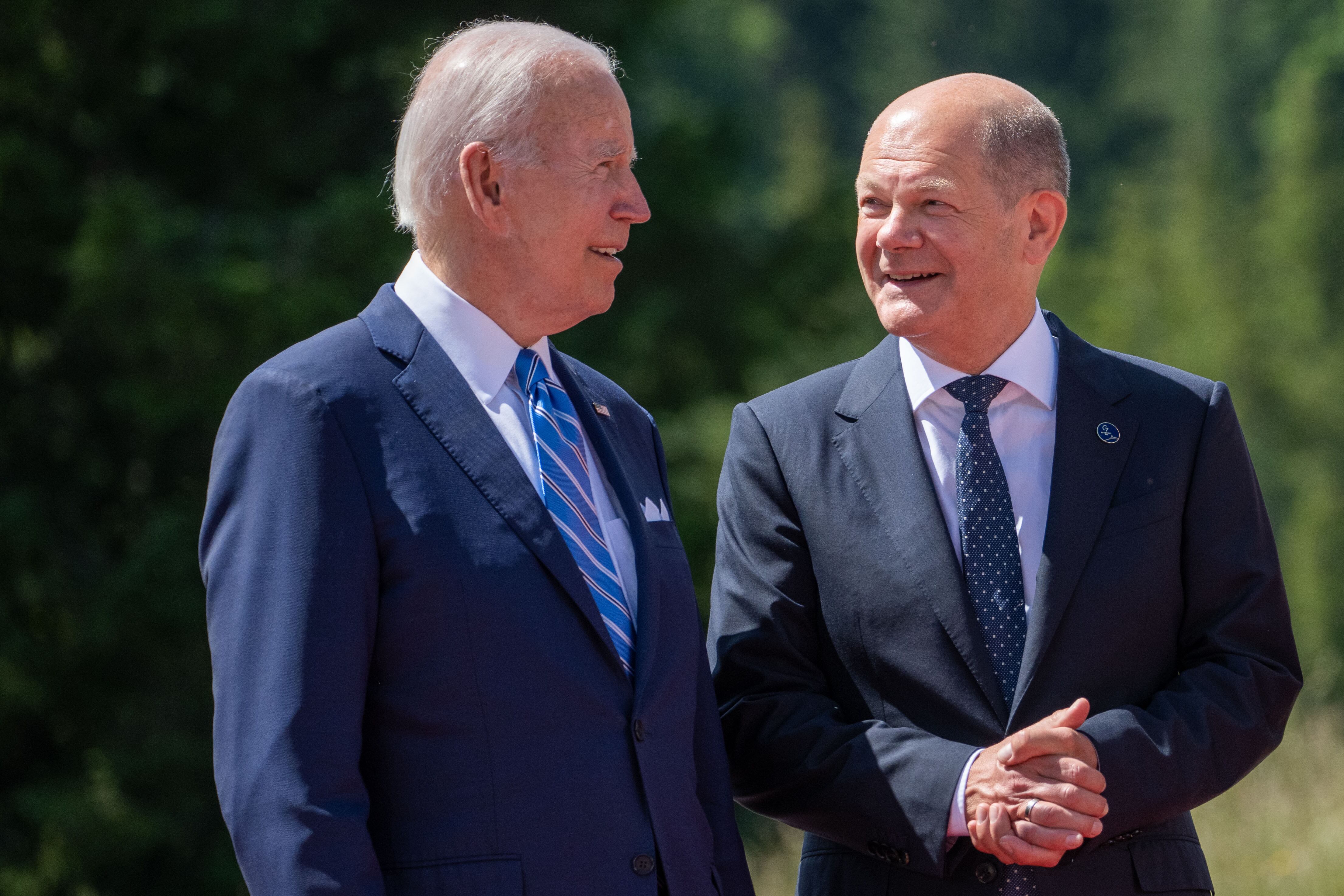 Joe Biden y Olaf Scholz. (Photo by Thomas Lohnes/Getty Images)