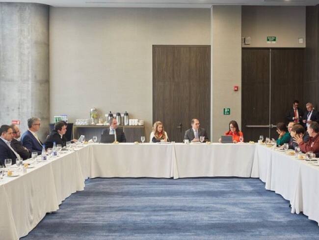 Fiscal avanza en reuniones con partidos: el turno fue para el Centro Democrático