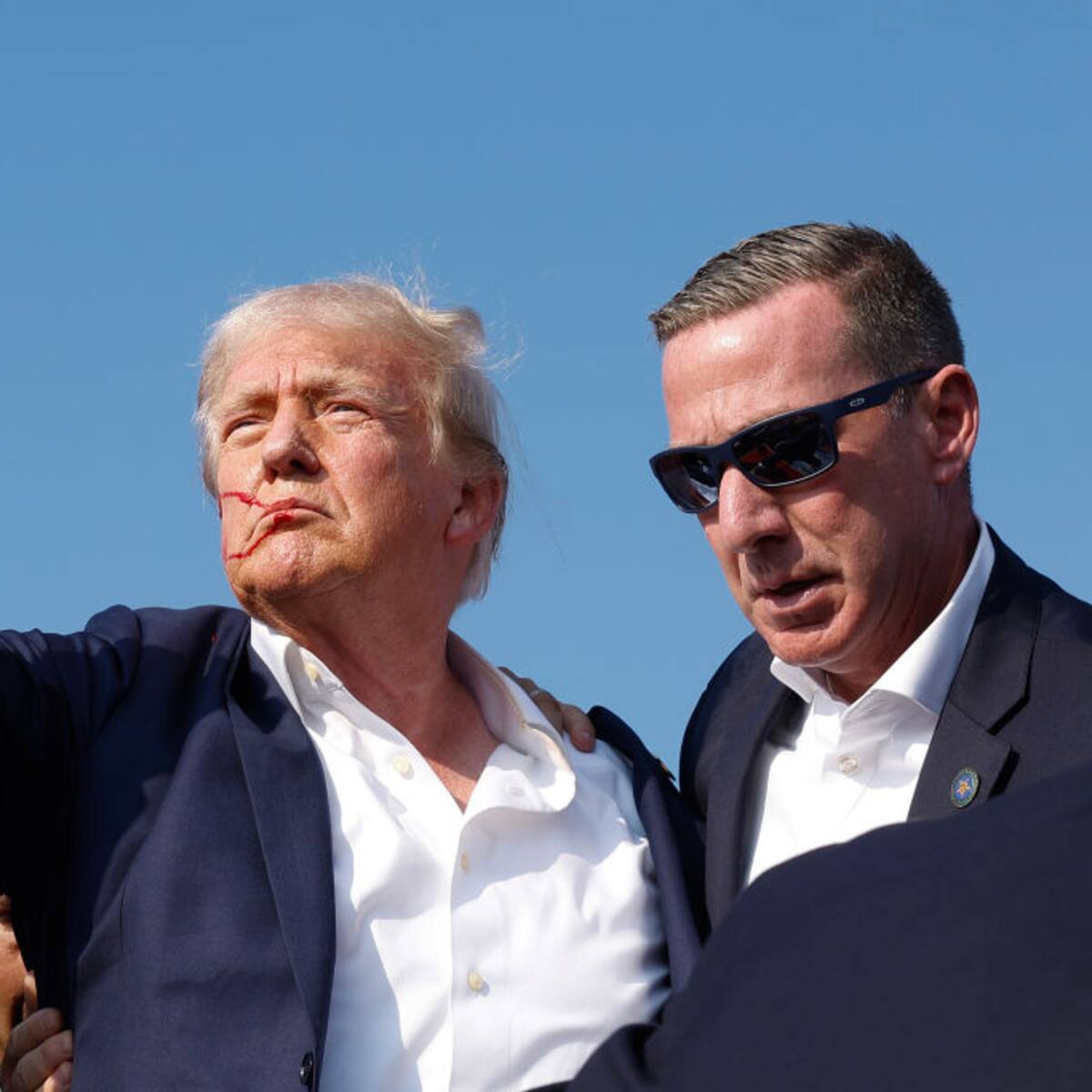 Atentado a Trump: ¿por qué Servicio Secreto no actuó si vieron al tirador minutos antes?