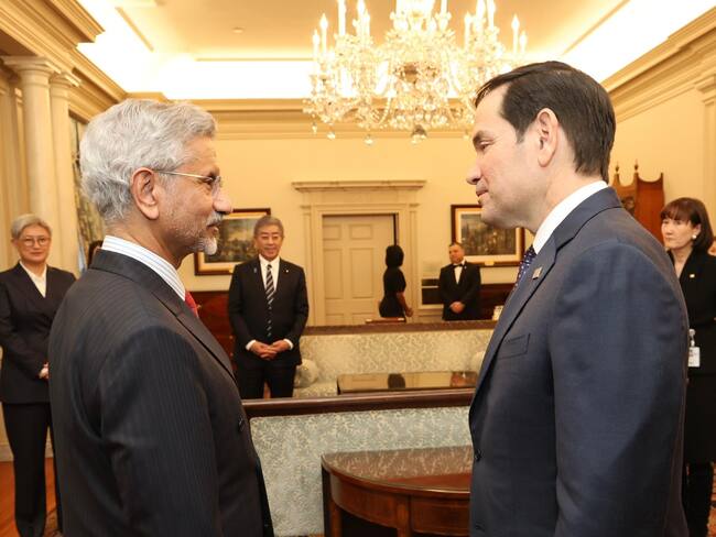 WASHINGTON (ESTADOS UNIDOS), 21/01/2025.- Fotografía tomada de la cuenta de X del ministro de Exteriores de India, Subrahmanyam Jaishankar, donde aparece él junto al secretario de Estado de Estados Unidos, Marco Rubio.