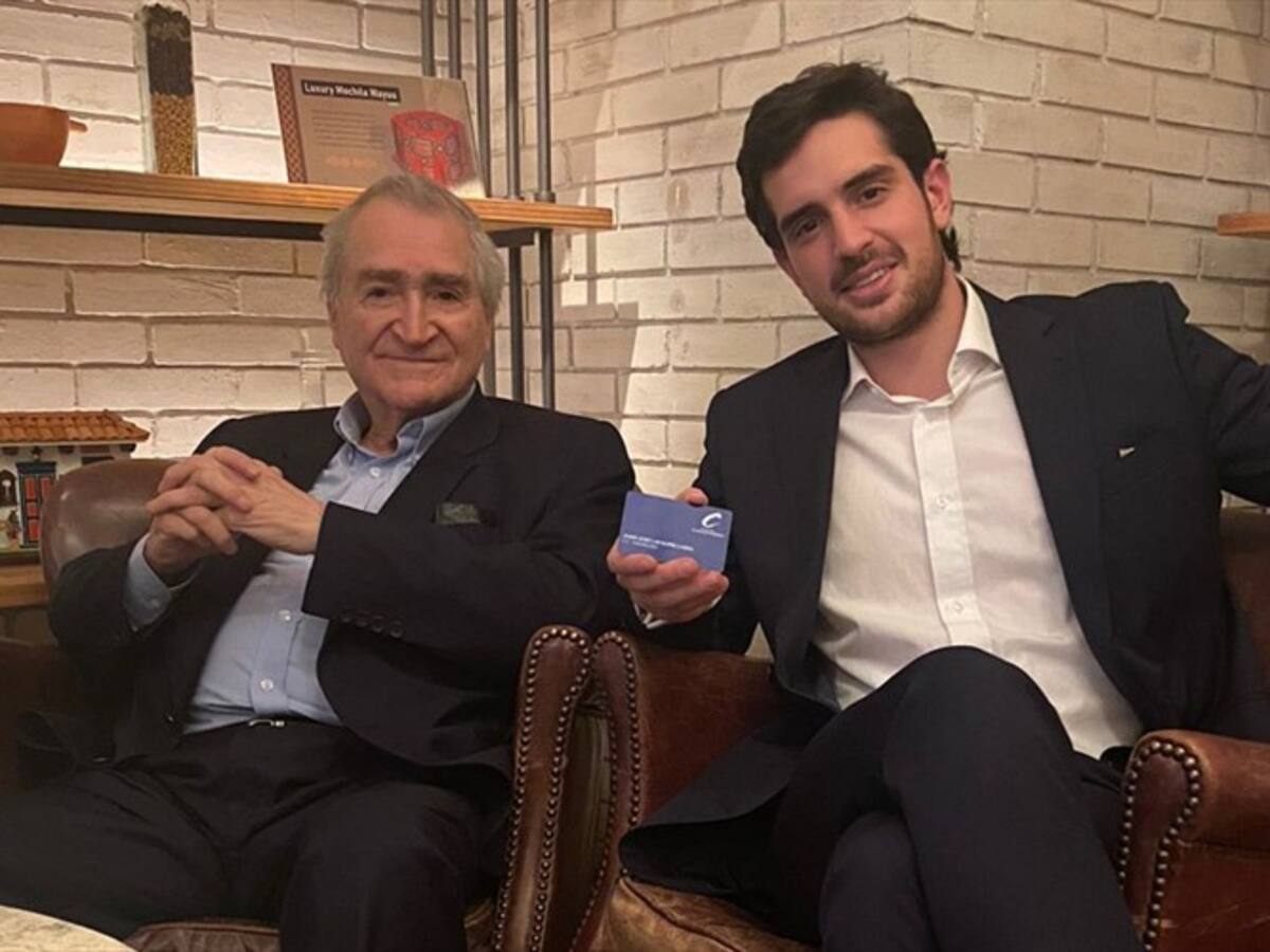 Hijo de Cabal y Lafaurie recibió el carné del Partido Conservador