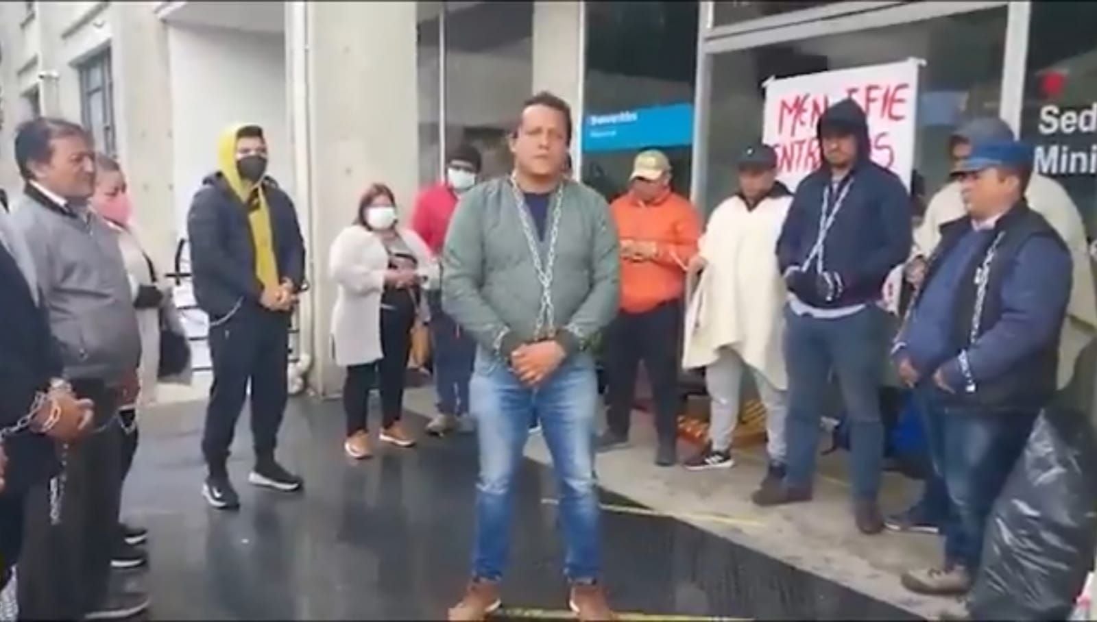 Proveedores y trabajadores lleva 14 días protestando. Foto: Cortesía a Jorge Romero.