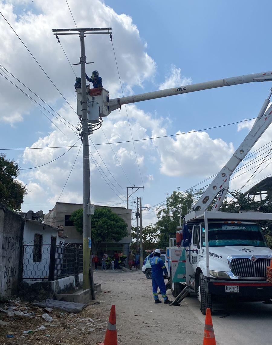 Reconexiones de energía en Soledad, Atlántico. Foto: Air-e.
