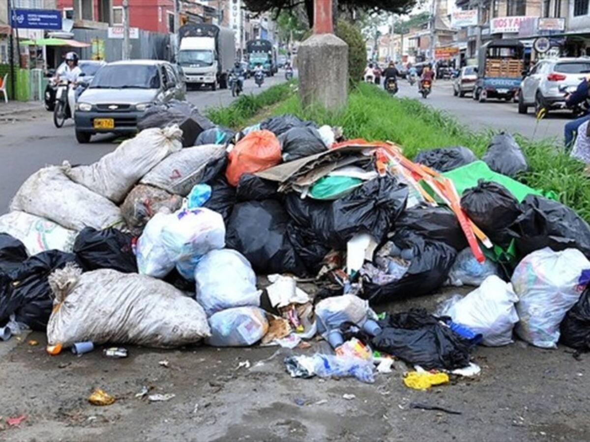 Bucaramanga: polémica por contratación directa de operador de basuras