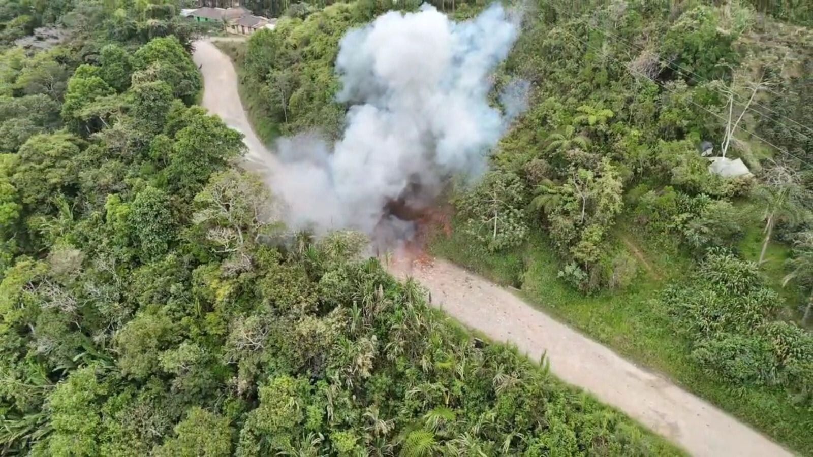 Explosivos destruidos de forma controlada en el Cauca. Crédito: Ejército Nacional.