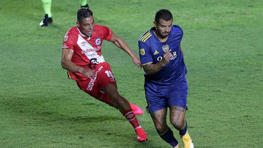 Partidazo de Edwin Cardona para que Boca clasificara a la final de Argentina. Foto: Daniel Jayo/Getty Images
