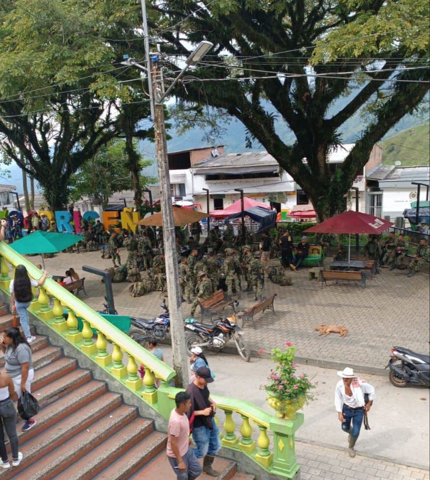 Población habría sido presionada por disidencias para hacer retirar al Ejército en dos veredas. Foto: Suministrada.