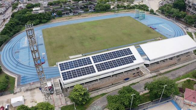 Paneles solares en edificios públicos. Cortesía: Alcaldía de Barranquilla