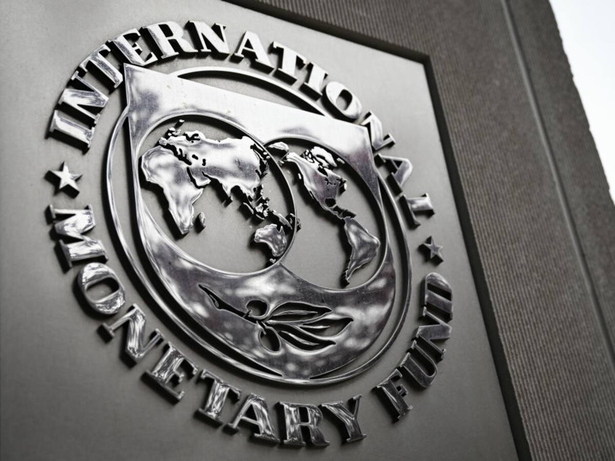 ¿Cuáles son las consecuencias de cancelar la línea de crédito flexible con el FMI? Análisis