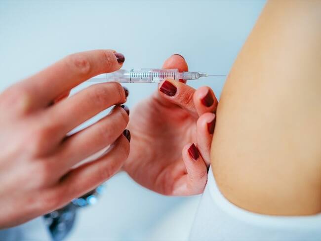 ¿Habría abastecimiento para Colombia de una posible vacuna contra la COVID-19?