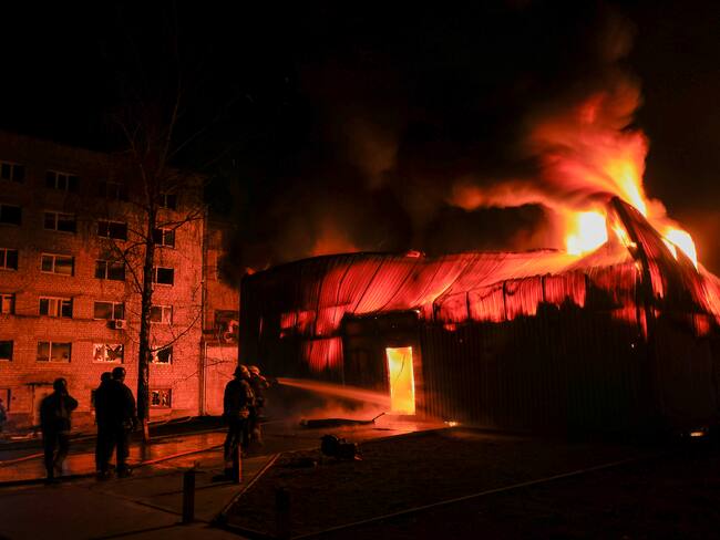 Ataque ruso en Ucrania. EFE/ Sergey Kozlov