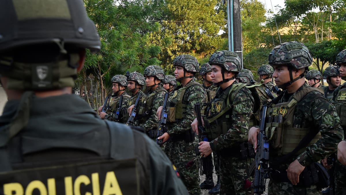 ¿Cuál es el orden jerárquico de la Policía Nacional? Así se dividen los 5 grados