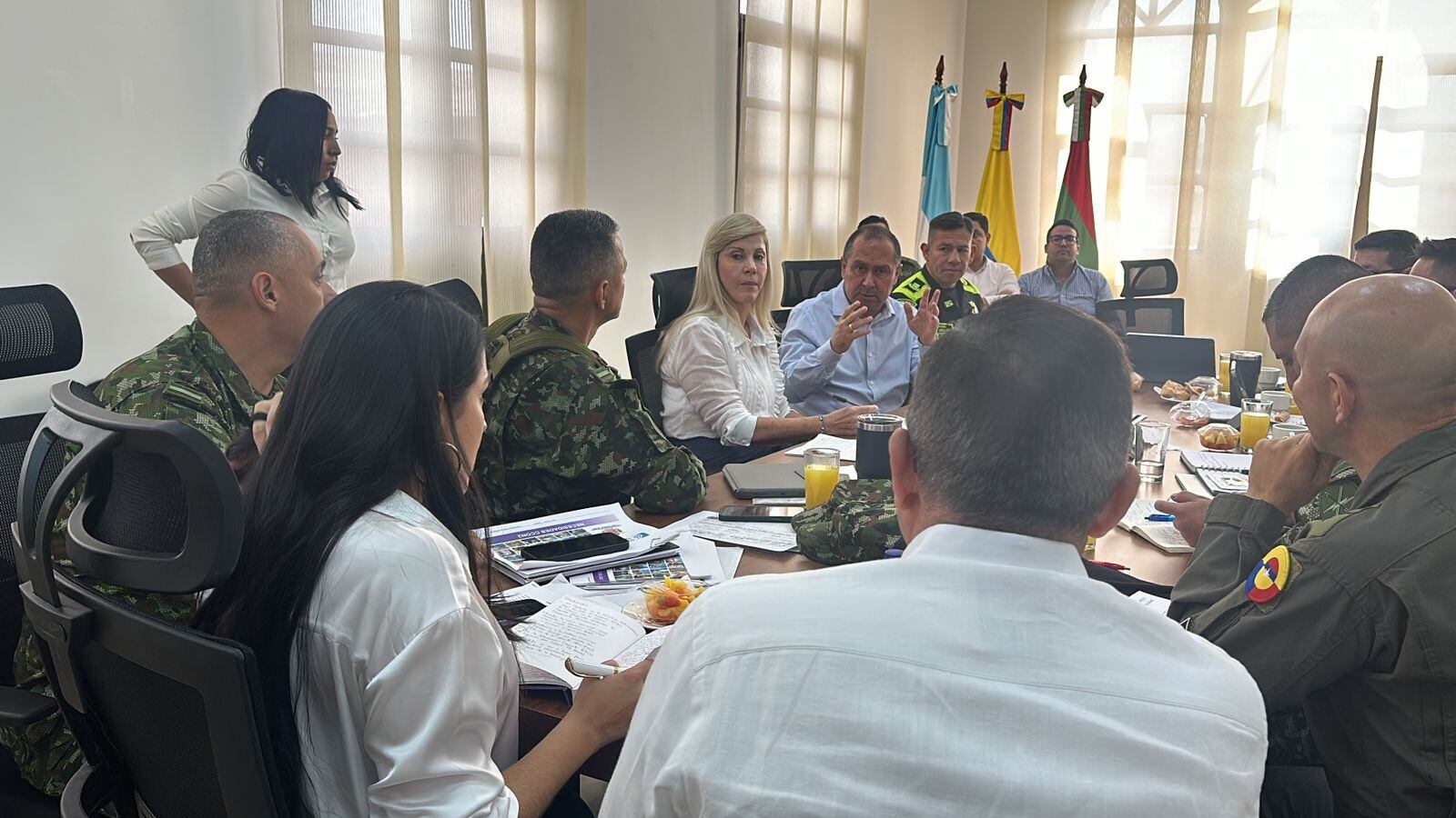 Consejo de seguridad en Tuluá. Foto: Ejército