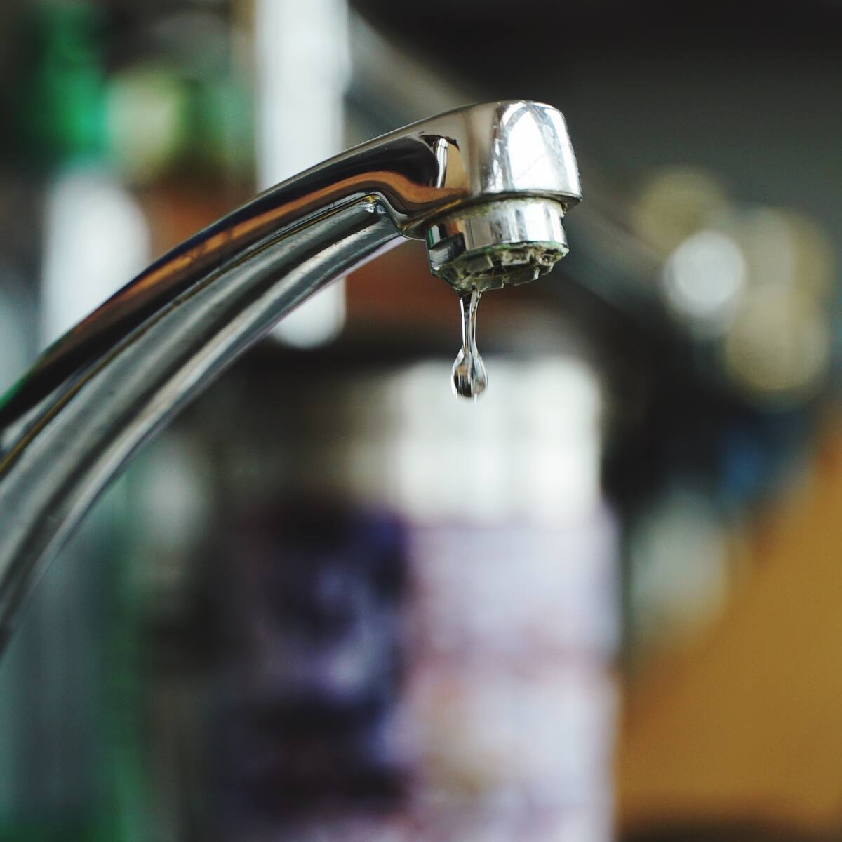 Denuncia: habitantes de Ibagué reciben agua una vez al día por 20 minutos