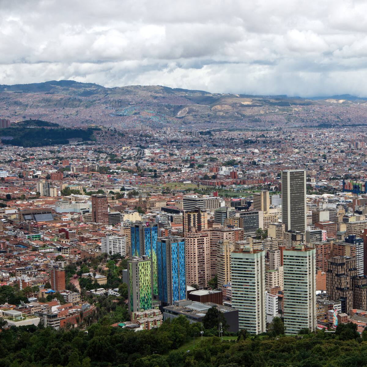 Distrito abrió convocatoria para comprar predios de ocupación no formal en Bogotá, ¿cómo aplicar?