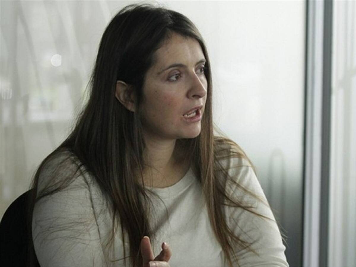 Congelar salario de los congresistas ayudaría a reducir la desigualdad: Paloma Valencia