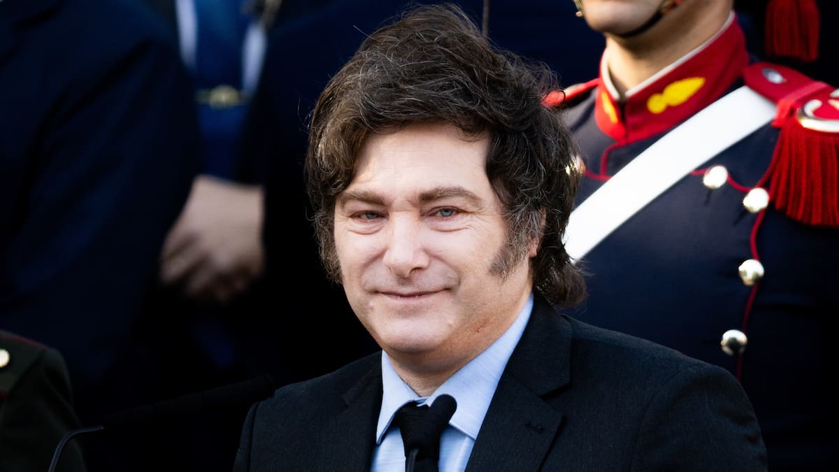 Milei afronta tercera huelga general en Argentina mientras espera acuerdo con FMI