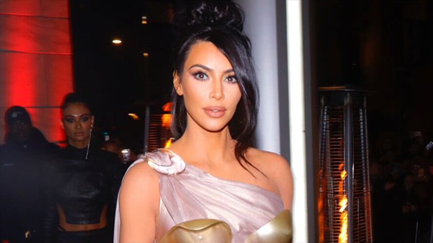Kim Kardashian se ofrece a pagar el alquiler de un antiguo recluso. Foto: Bang Media