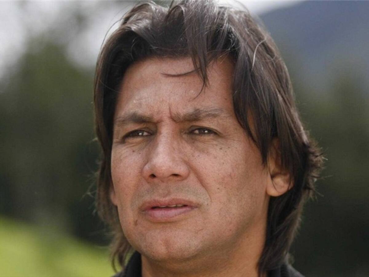 “Todos solidarios con los irresponsables”: agresiva respuesta de Pimentel a sus críticos