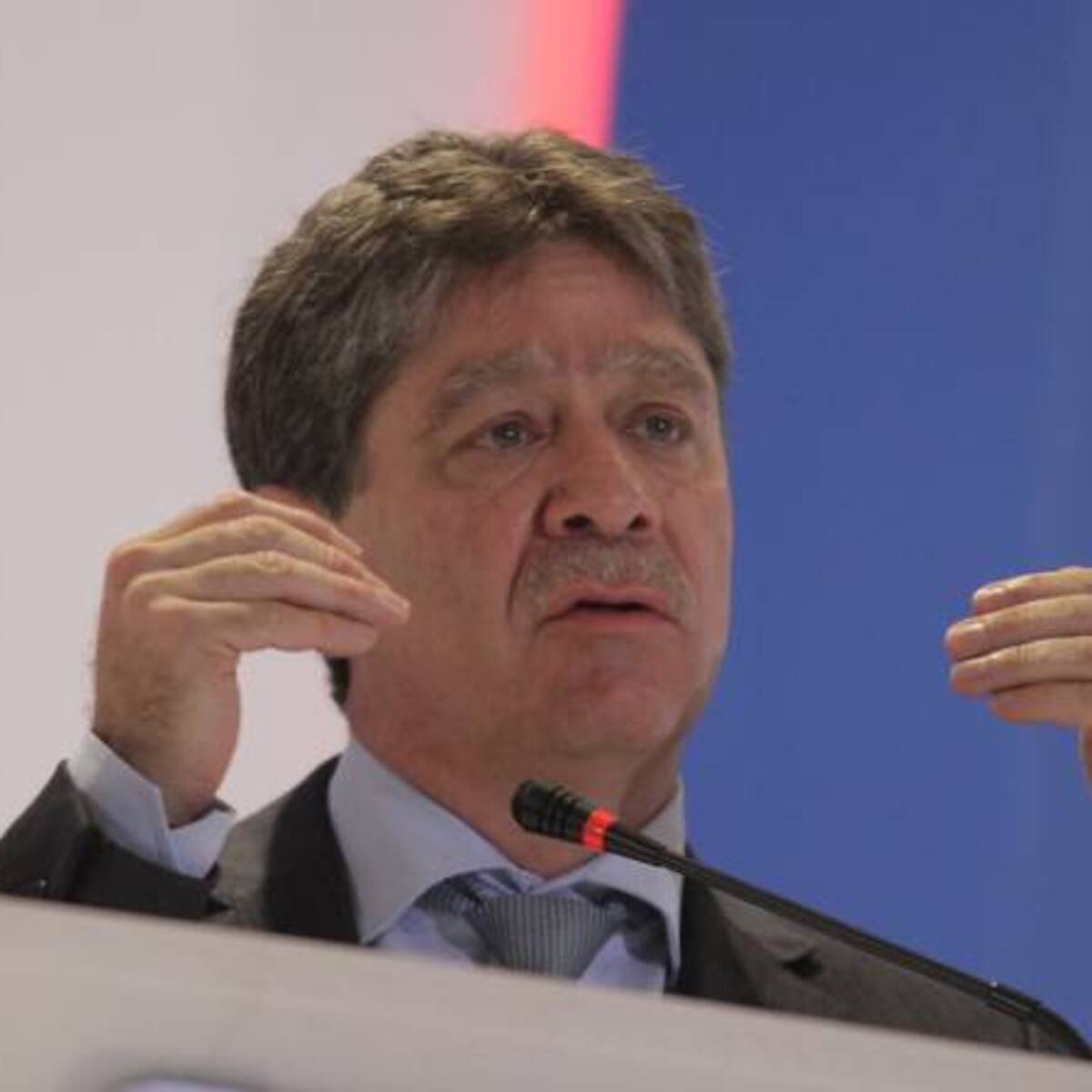 Bruce Mac Master descarta ser el presidente del Consejo Gremial