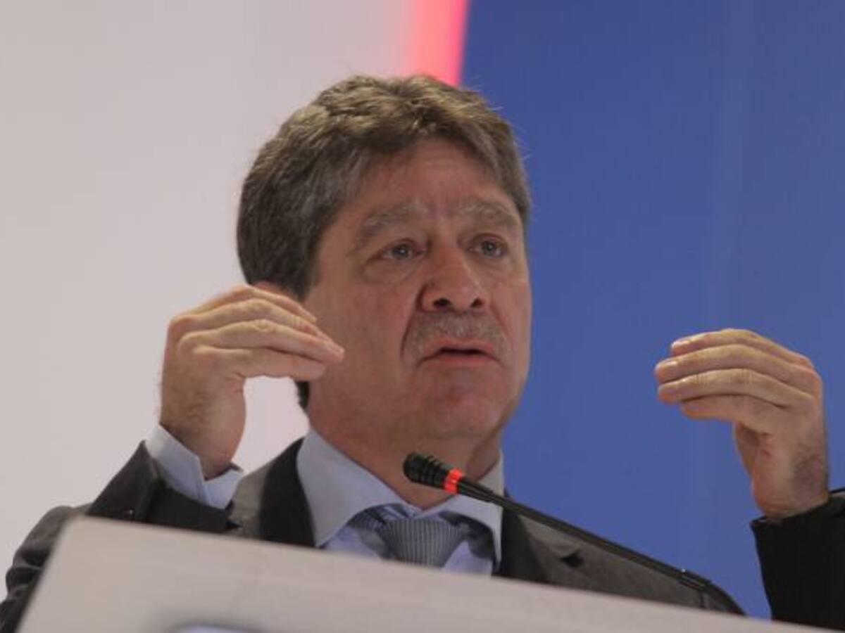 Bruce Mac Master descarta ser el presidente del Consejo Gremial